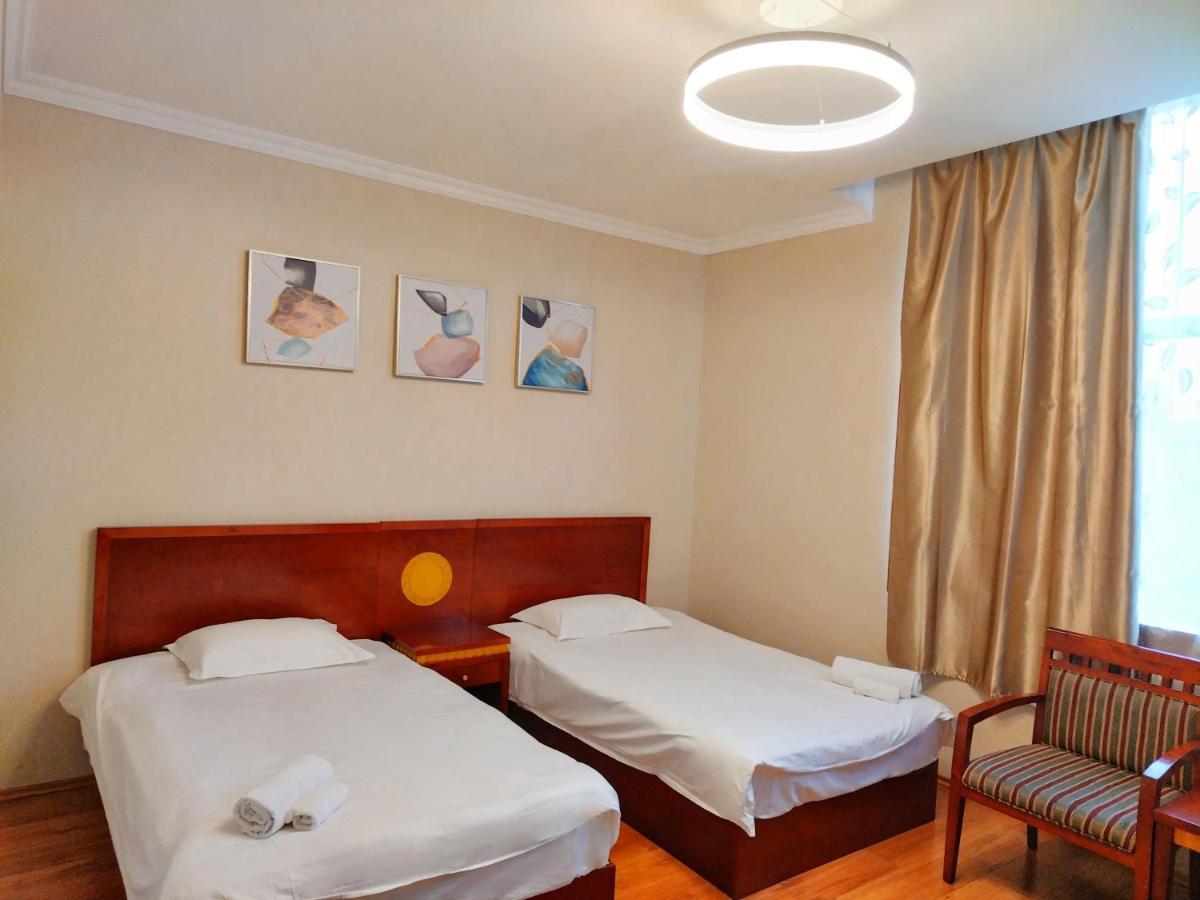 Milky Way Hotel Budapest Luaran gambar